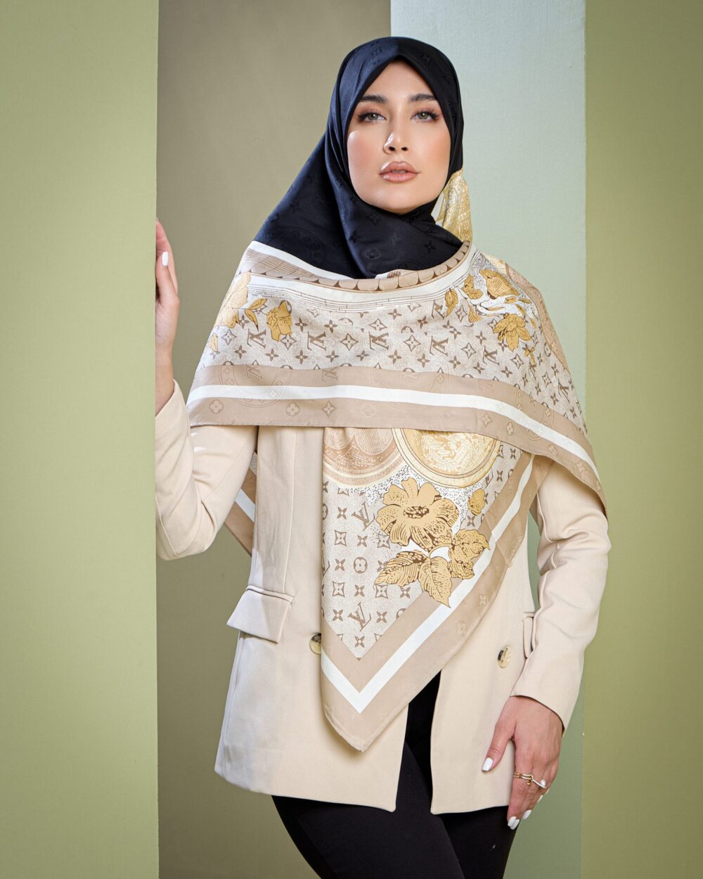 روسری ابریشم ژاکارد ال وی 30134 - Image 3